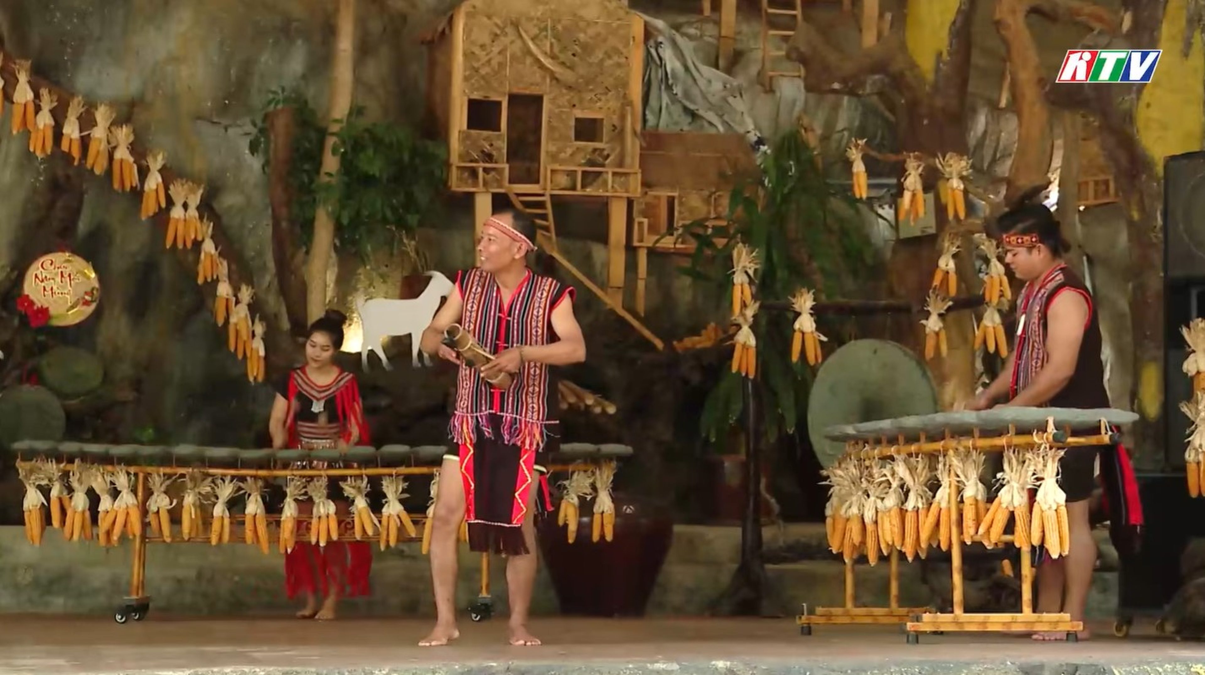 Nghệ Nhân Cao Di - Người Kể Chuyện Bằng Thanh Âm Raglai - Hình 3